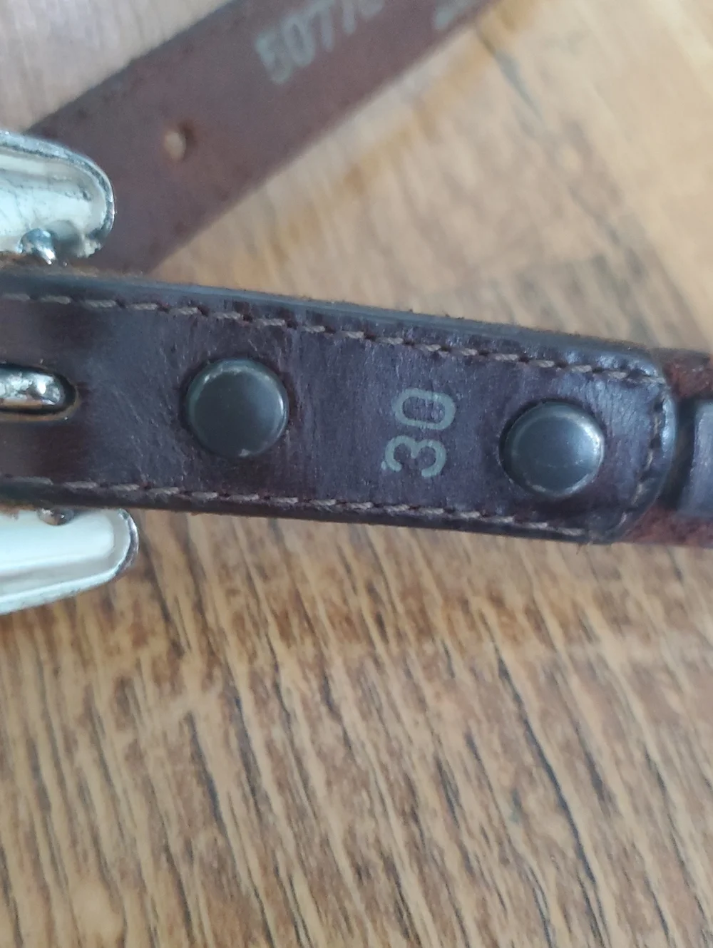 Tony Lama Vintage Heavyweight Silver Concho Brown Leather Belt - Women Size 30